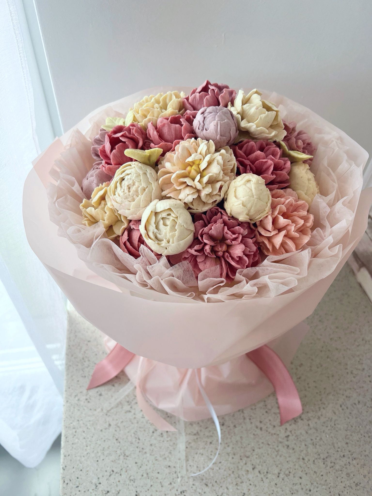 Peony Grace buchet mediu